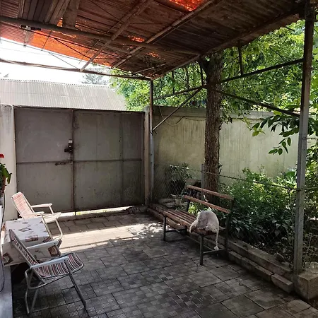 Guest house небольшой домик